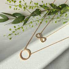 Collier 4
